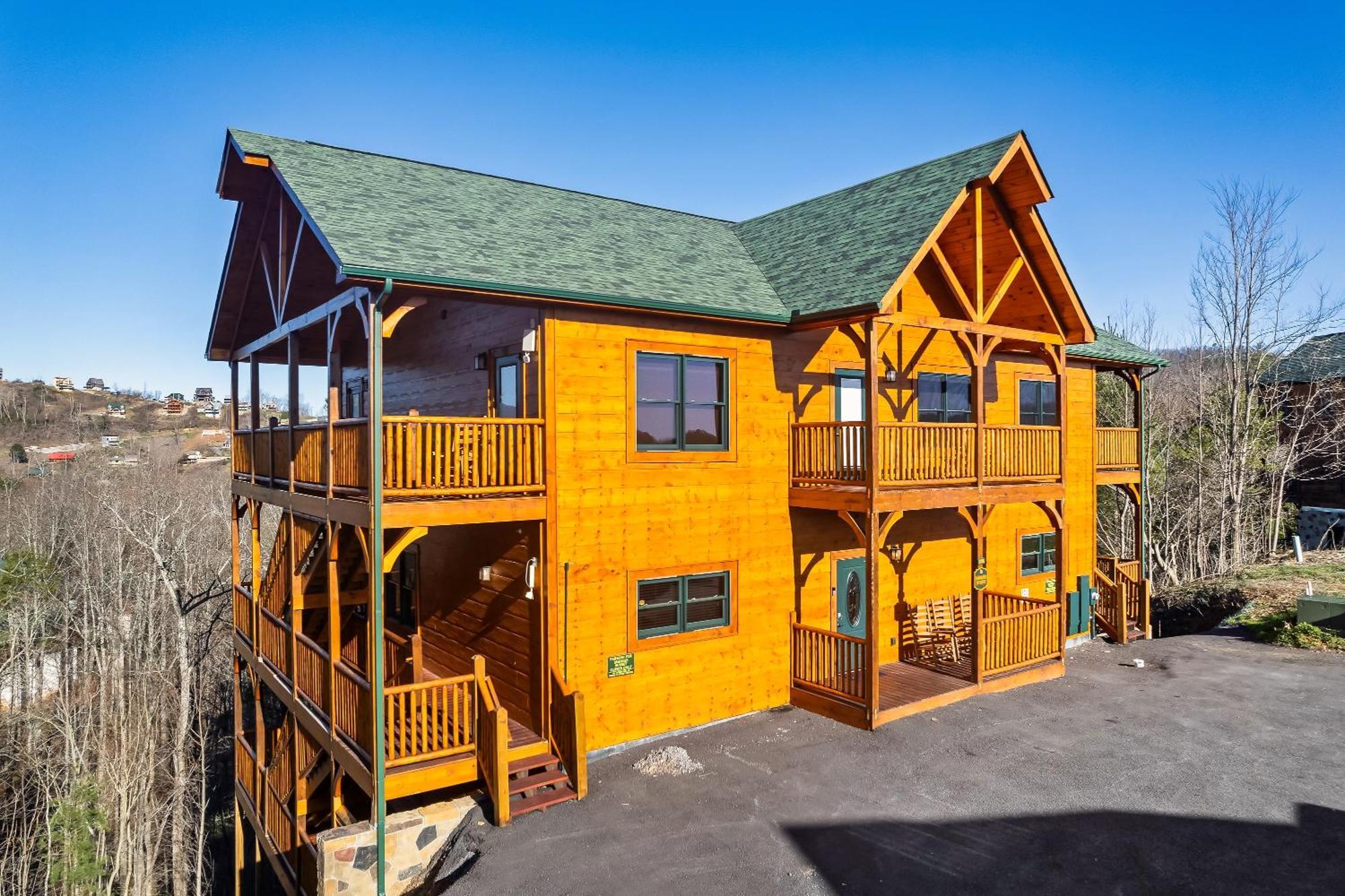 Full Equipped Cabin With A Pool And Game Room Smokies Views Gatlinburg Eksteriør billede