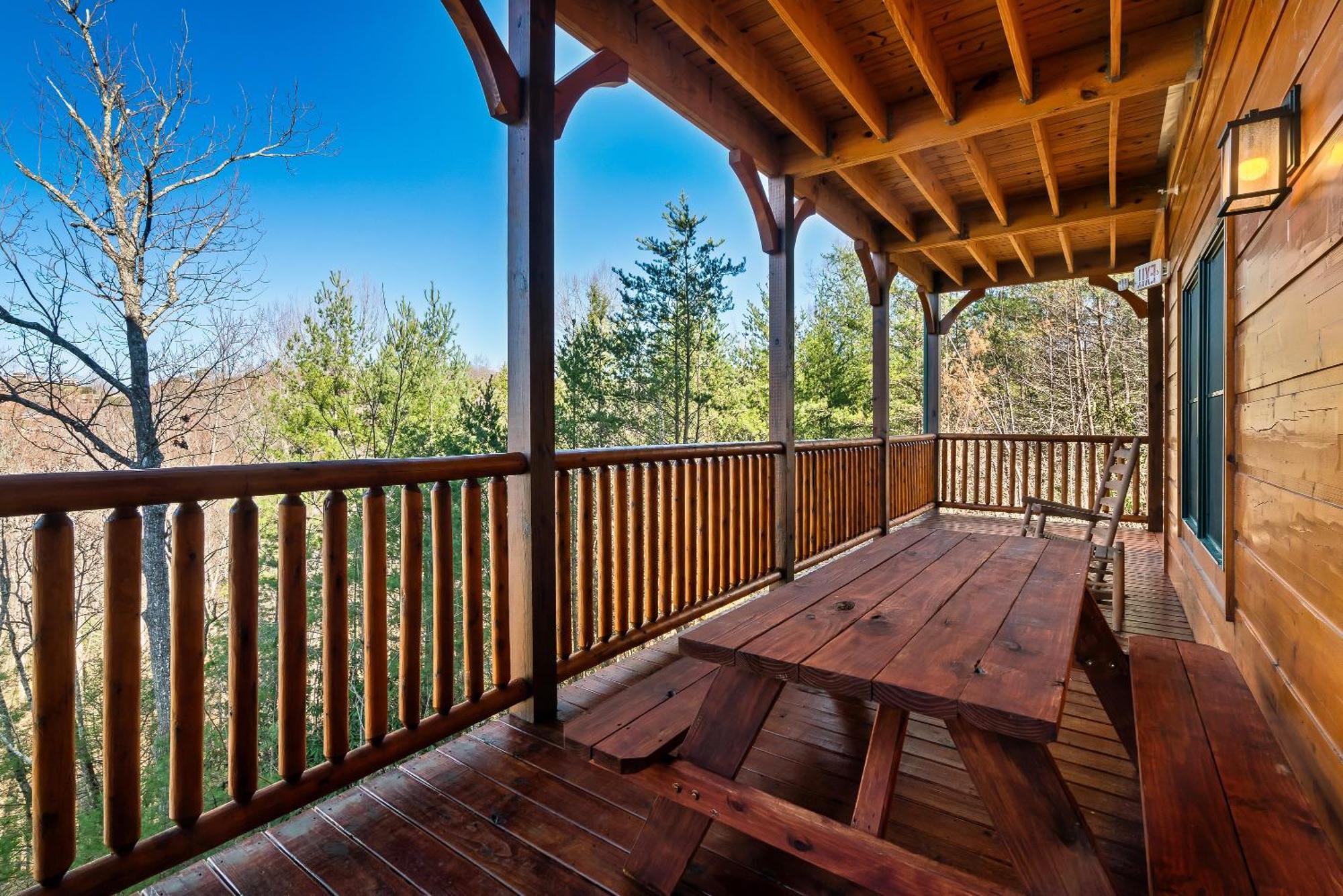 Full Equipped Cabin With A Pool And Game Room Smokies Views Gatlinburg Eksteriør billede