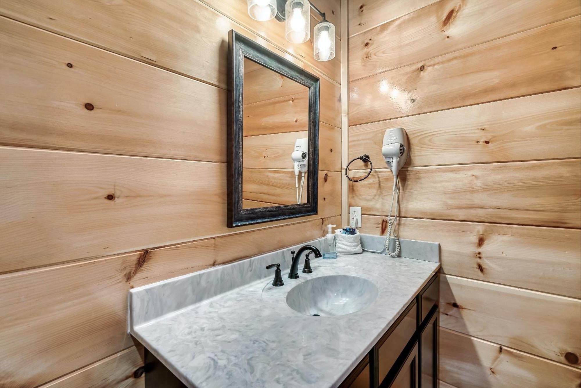 Full Equipped Cabin With A Pool And Game Room Smokies Views Gatlinburg Eksteriør billede